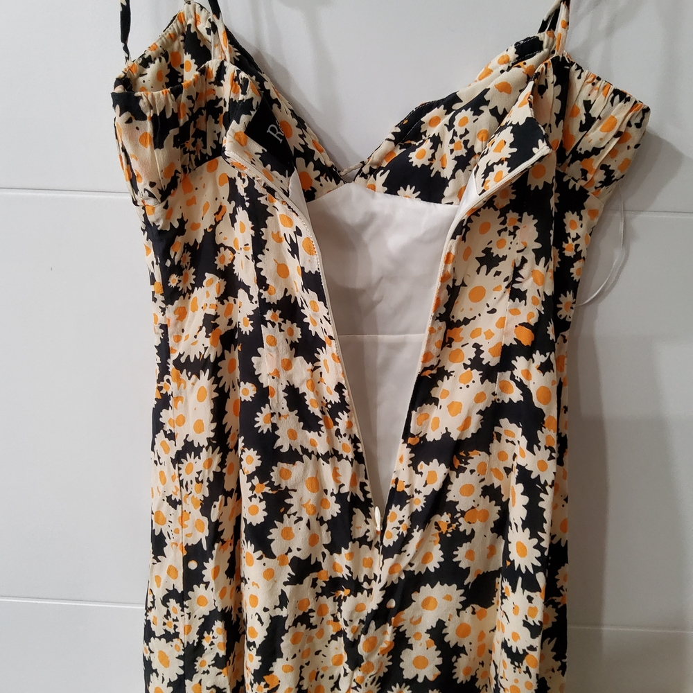 Realisation Par Silk The Devon Dress in Flower Power Daisy Print Size S - Picture 8 of 15